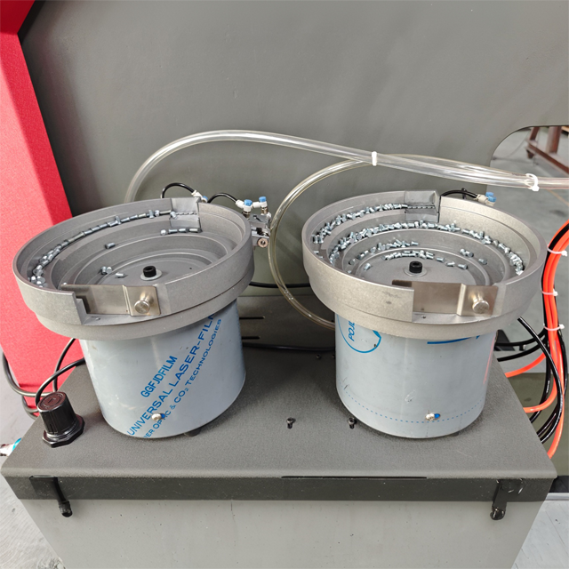 CW-824-2E Double-disc automatic feeding hydraulic fastener insertion machine